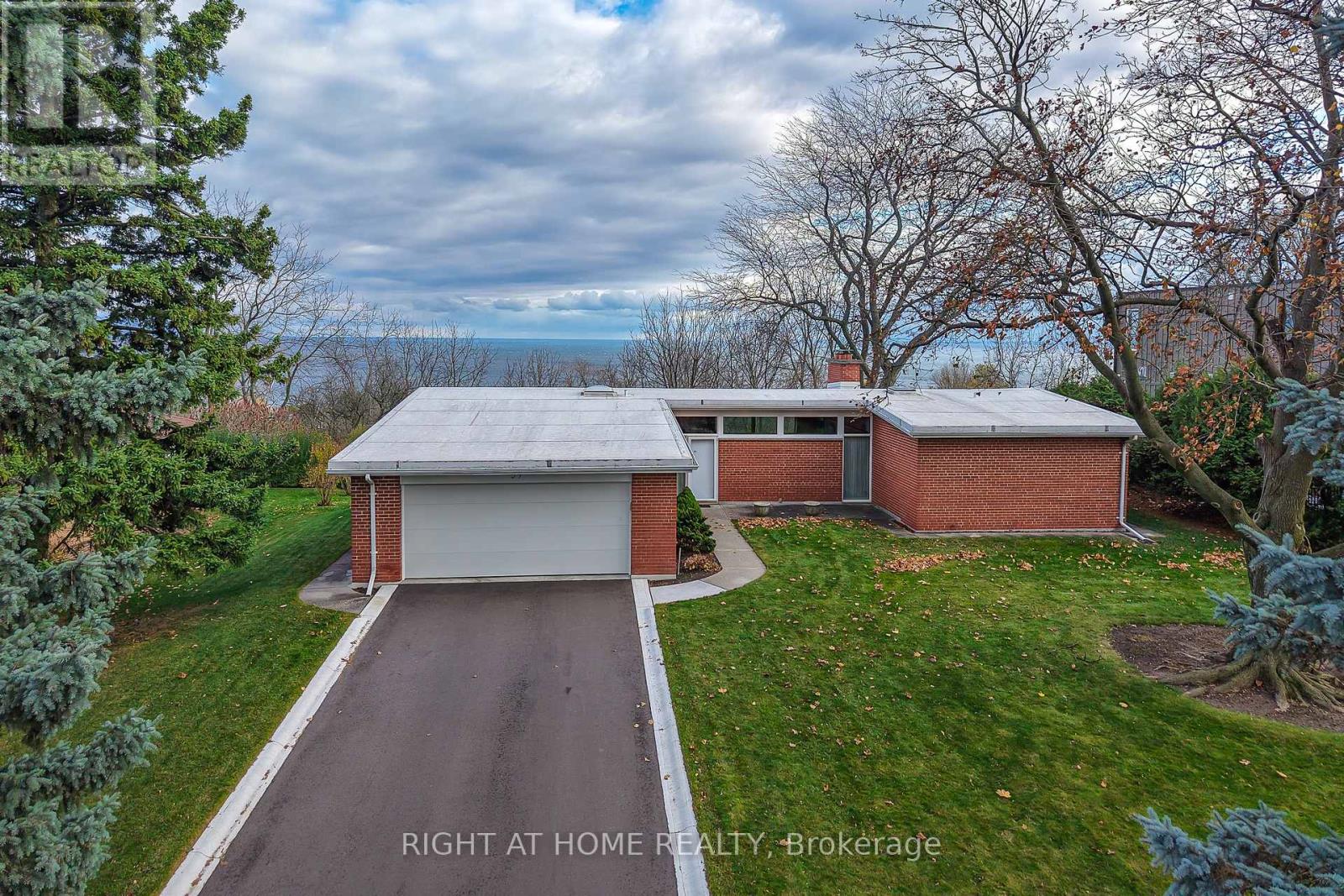 Detached at 59 HILL CRESCENT, Toronto (Scarborough Village)