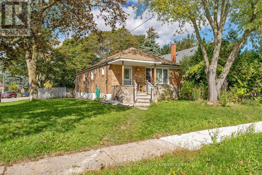 Detached at 106 FLORA DRIVE, Toronto