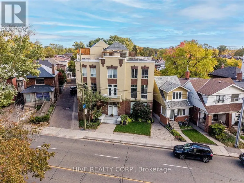 Townhouse at D - 957 BROADVIEW AVENUE, Toronto