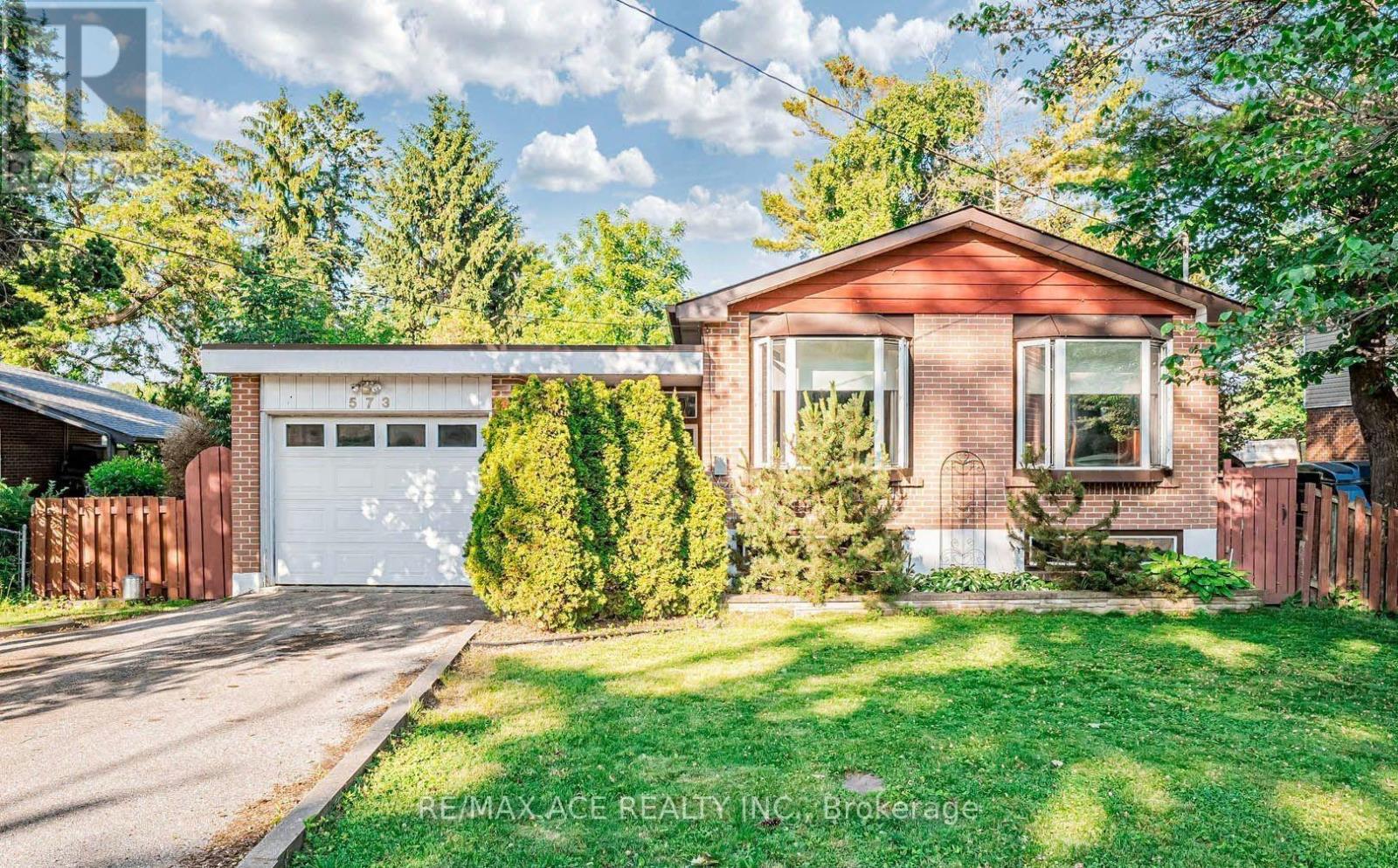 Detached at 573 MARKSBURY ROAD, Pickering (West Shore)