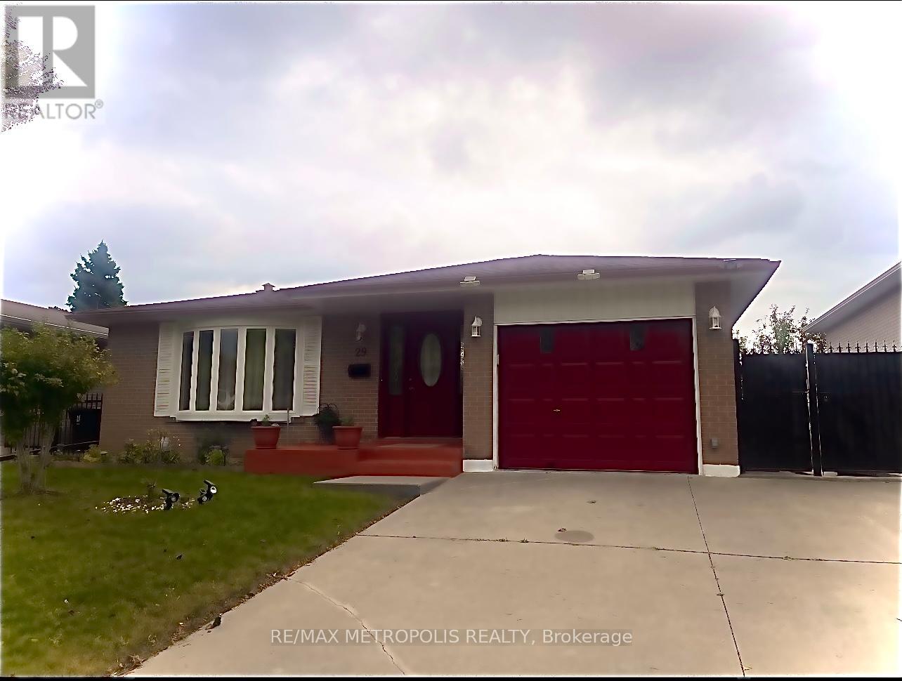 Detached at 29 CHARLES TUPPER DRIVE, Toronto (Centennial Scarborough)