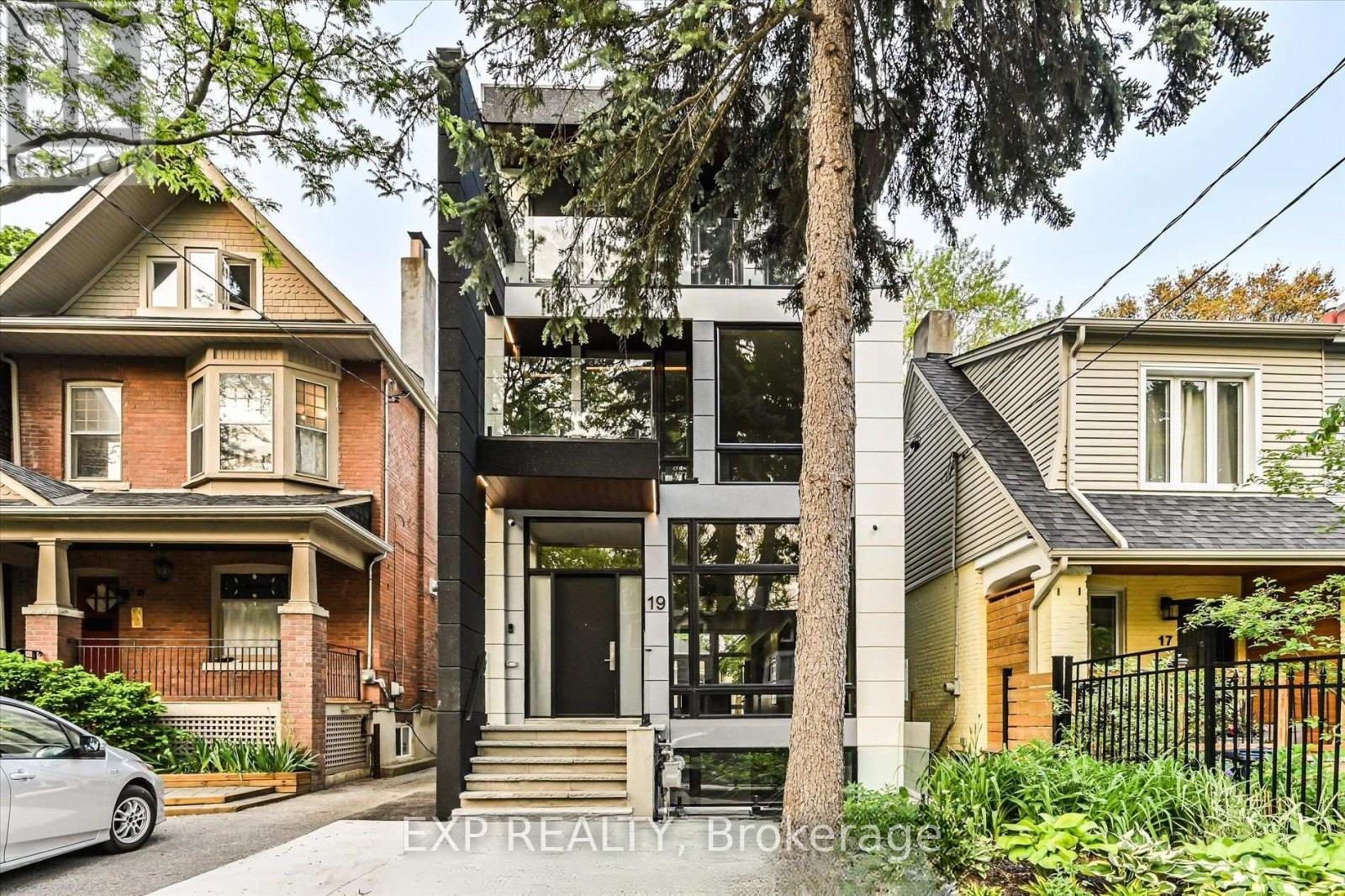 Detached at LOWER - 19 DEVON ROAD, Toronto (East End-Danforth)