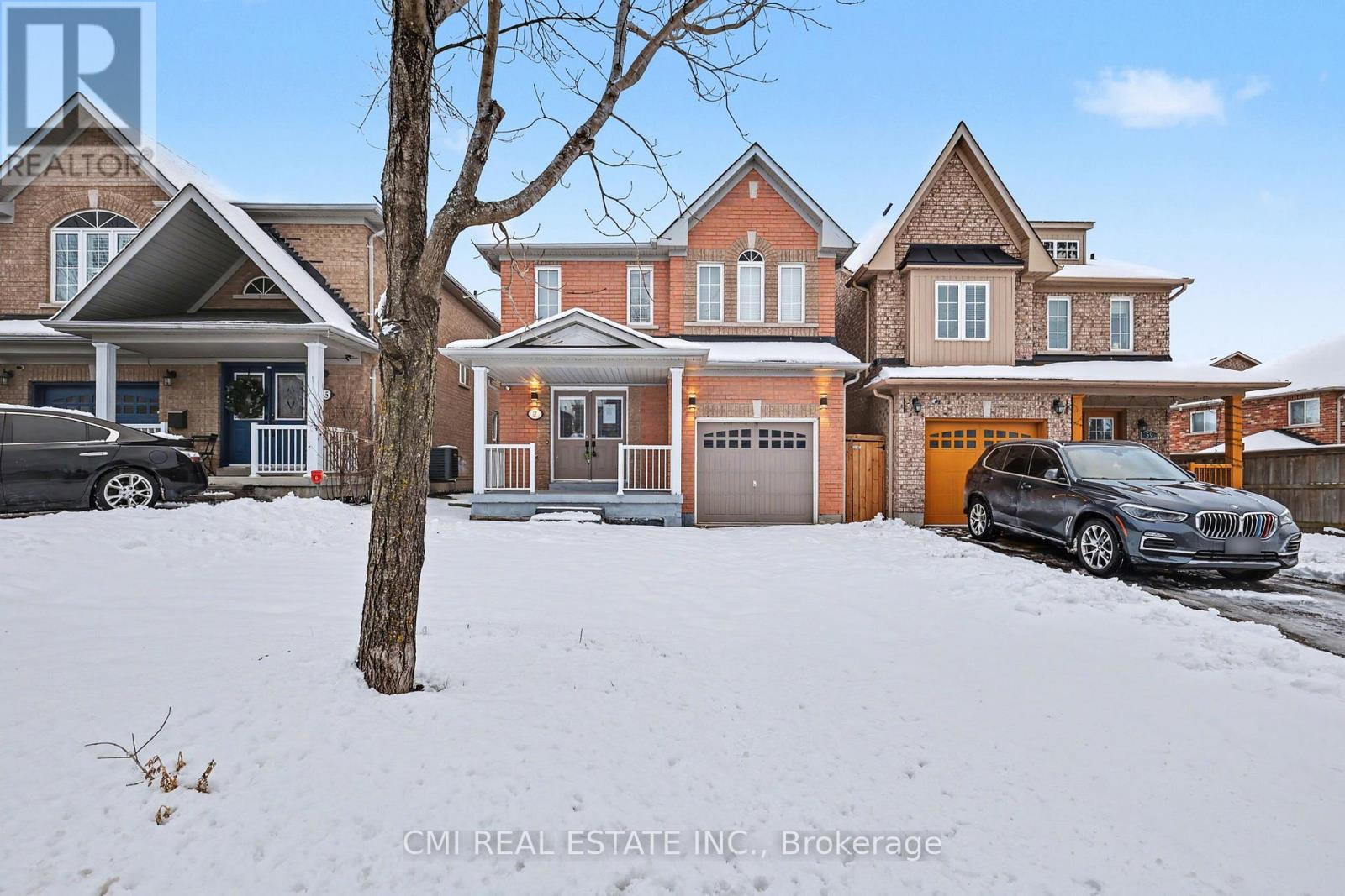 Detached at 57 OCEANPEARL CRESCENT, Whitby (Blue Grass Meadows)