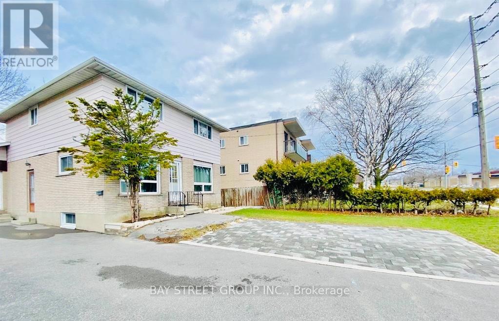 Detached at 2ND FLOOR - 128 STEVENSON ROAD S, Oshawa (Vanier)