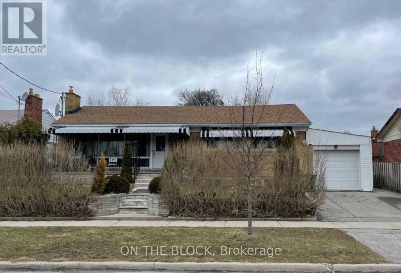 Detached at 6 LAXFORD AVENUE, Toronto (Wexford-Maryvale)