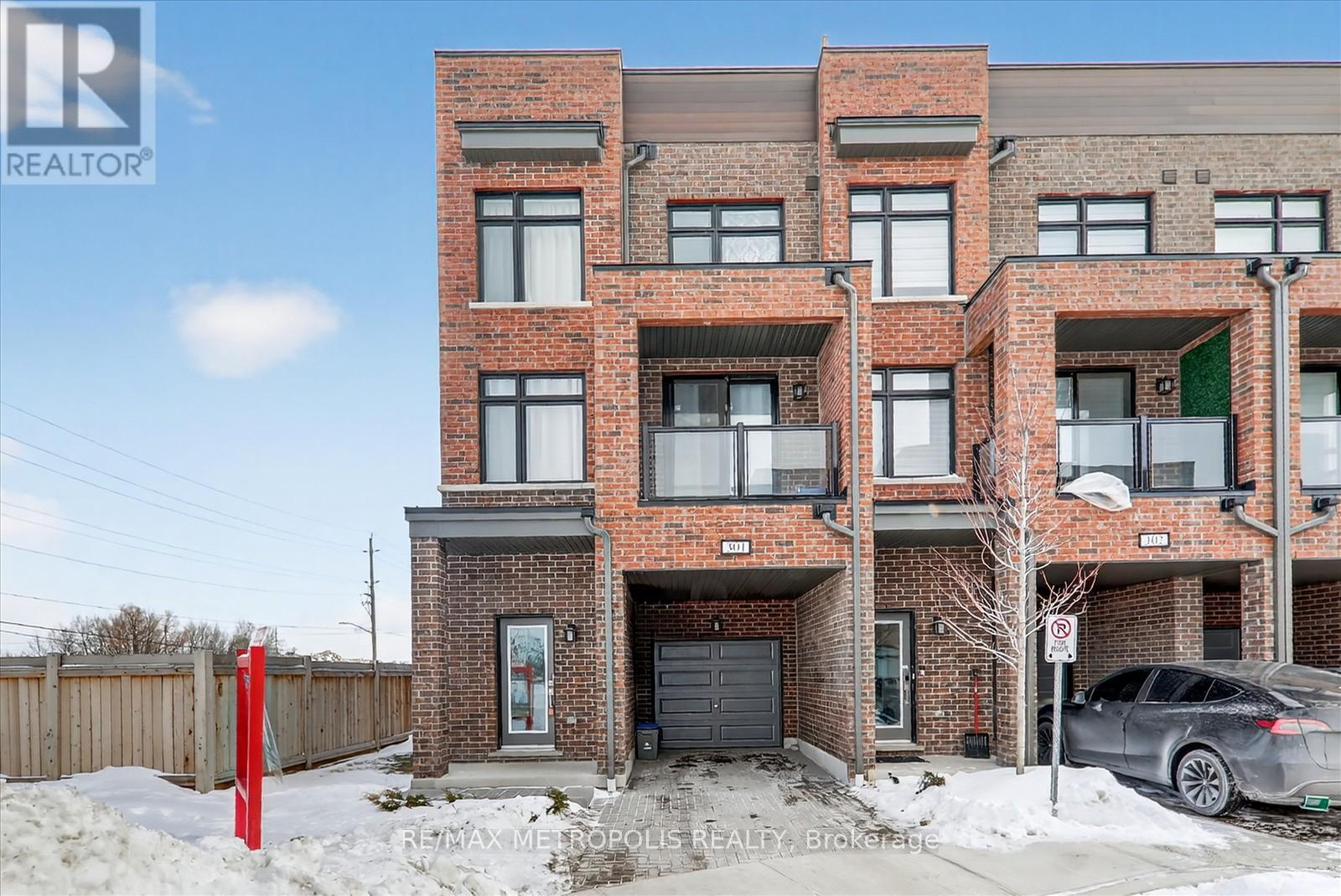 Townhouse at 301 - 1865 PICKERING PARKWAY, Pickering (Village East)