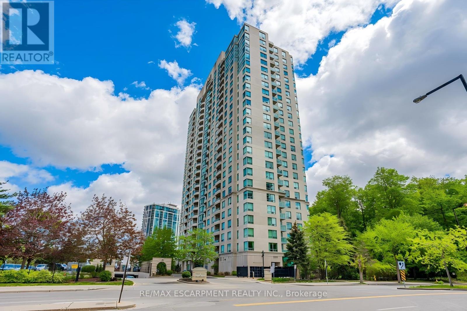 Apartment at 2301 - 61 TOWN CENTRE COURT, Toronto (Bendale)