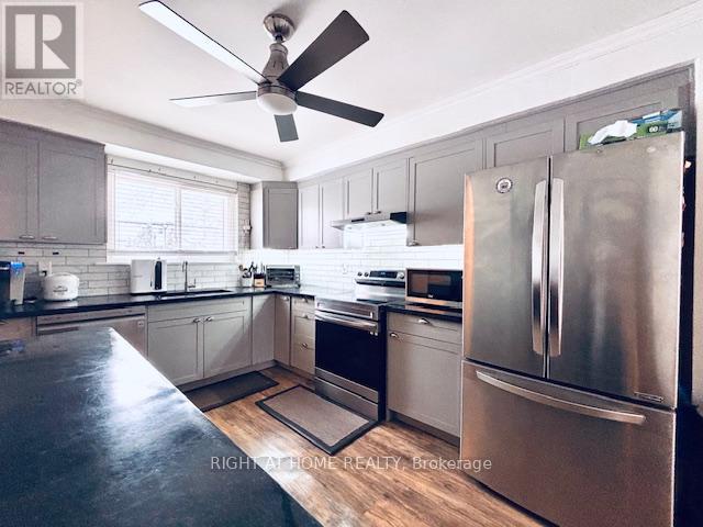 Townhouse at 7 - 925 BAYLY STREET, Pickering (West Shore)