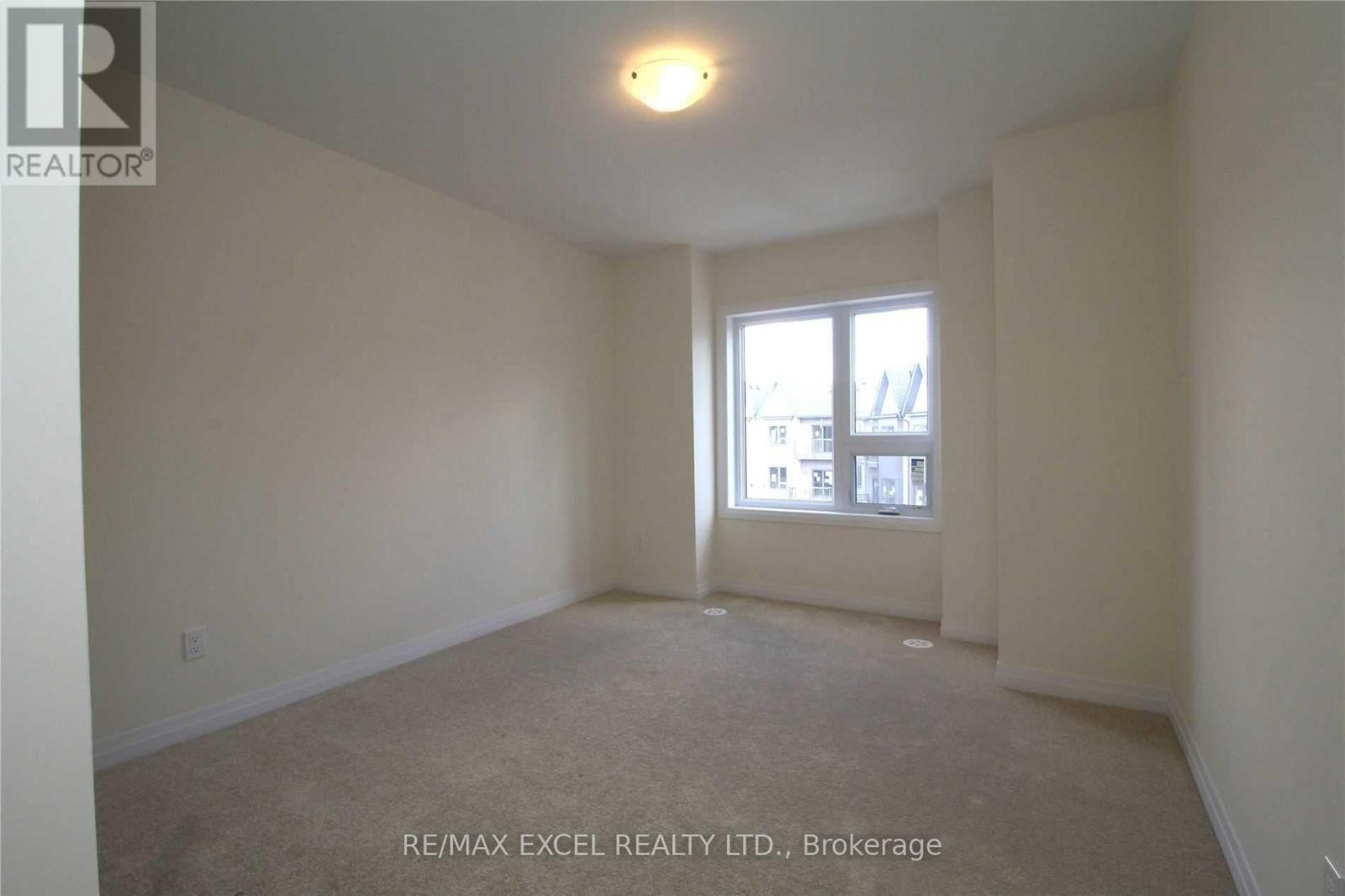 Townhouse at 304 - 2635 WILLIAM JACKSON DRIVE, Pickering