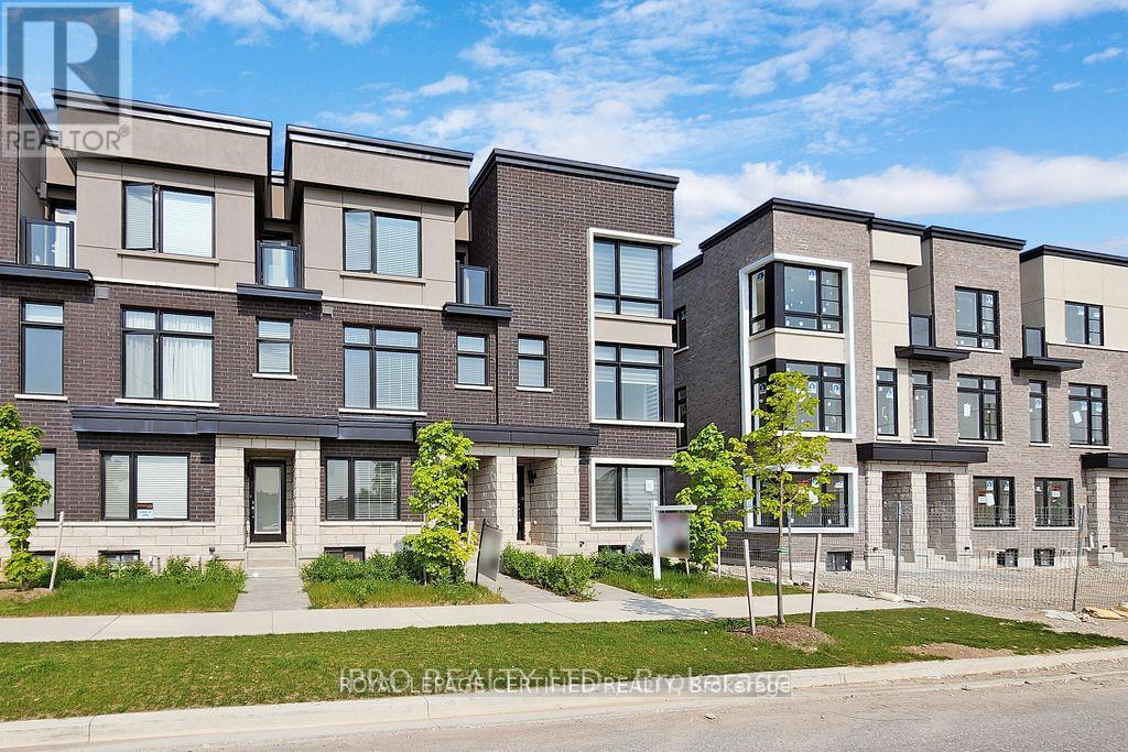 Townhouse at 2614 CASTLEGATE CROSSING, Pickering (Duffin Heights)