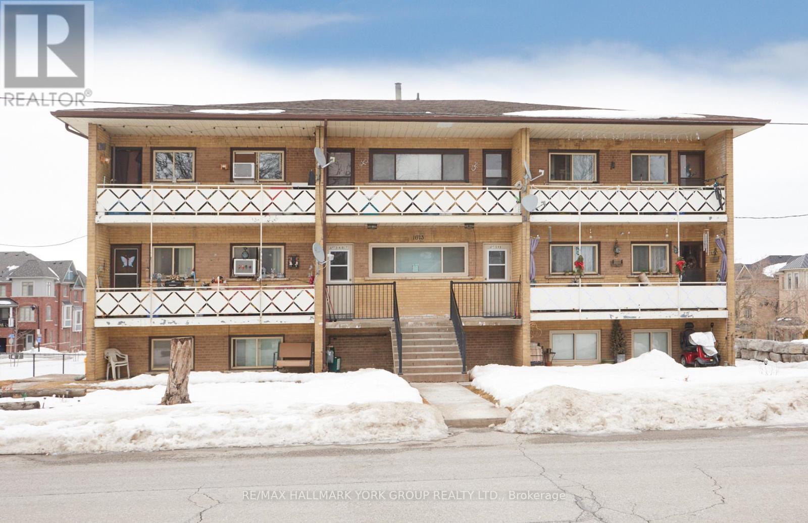 Multiplex at 1613 DUFFERIN STREET, Whitby (Port Whitby)