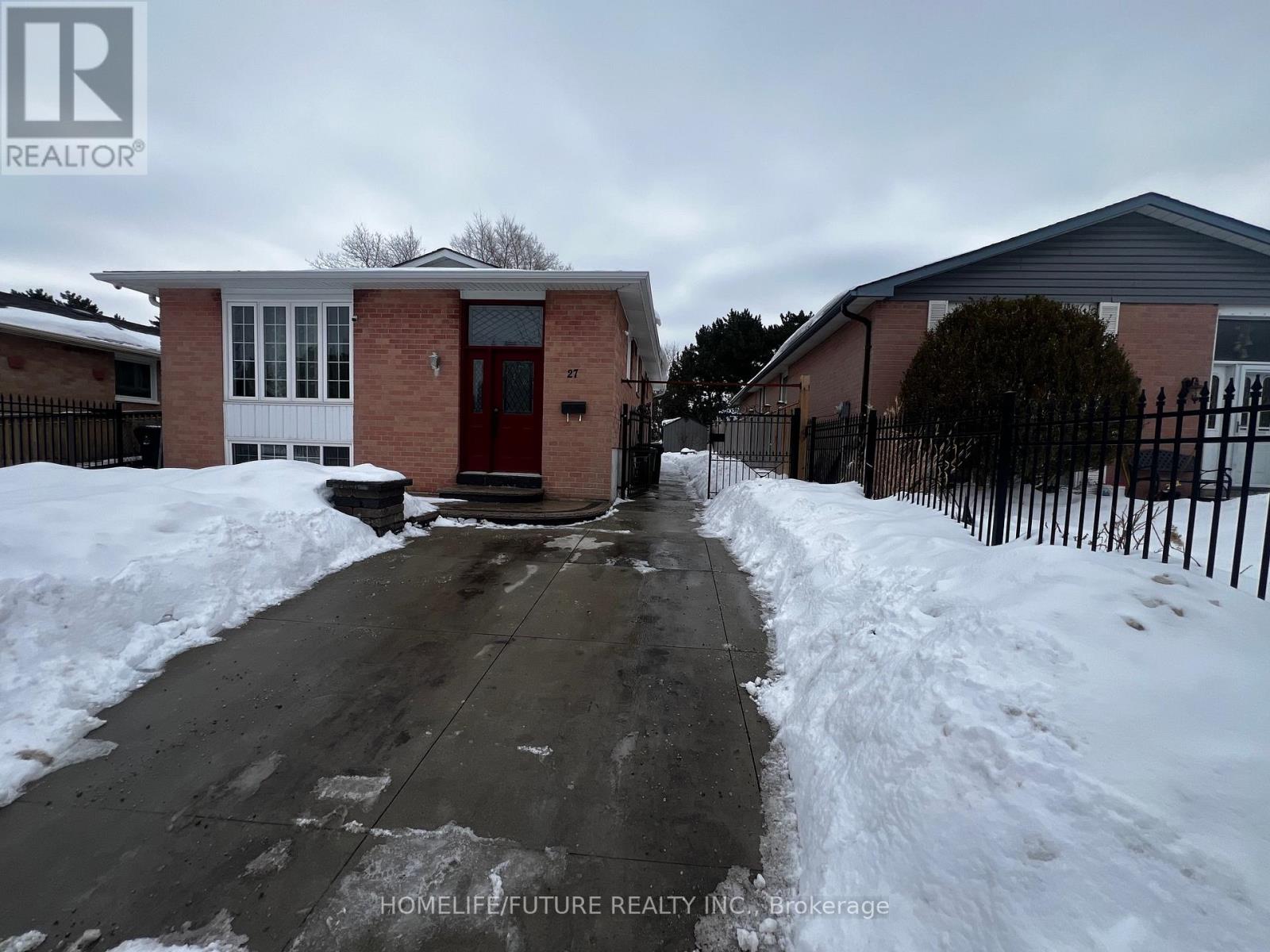 Detached at BSMT - 27 WINSTANLY CRESCENT, Toronto (Malvern)