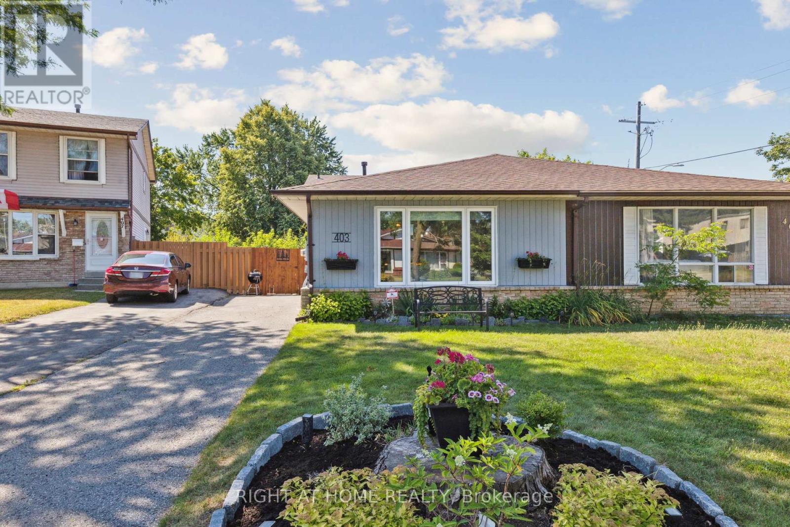 Semi-Detached/Link at 403 CHANDOS COURT, Oshawa (Lakeview)