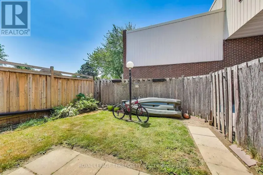 Townhouse at 88 - 1100 OXFORD STREET, Oshawa