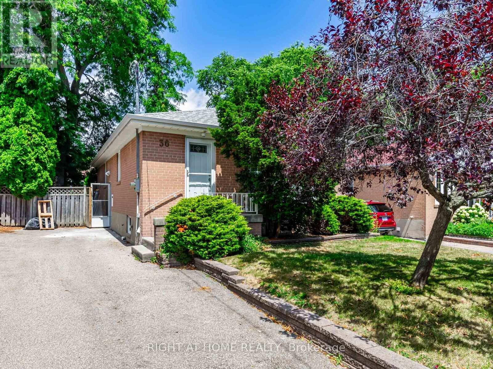 Detached at MAIN UNIT - 36 PAR AVENUE, Toronto (Woburn)