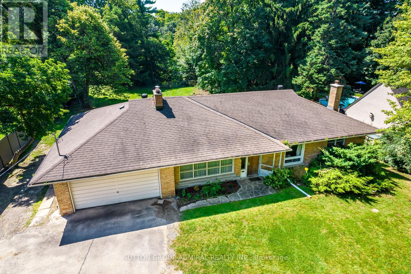 Detached at 15 BELLEHAVEN CRESCENT, Toronto (Scarborough Village)