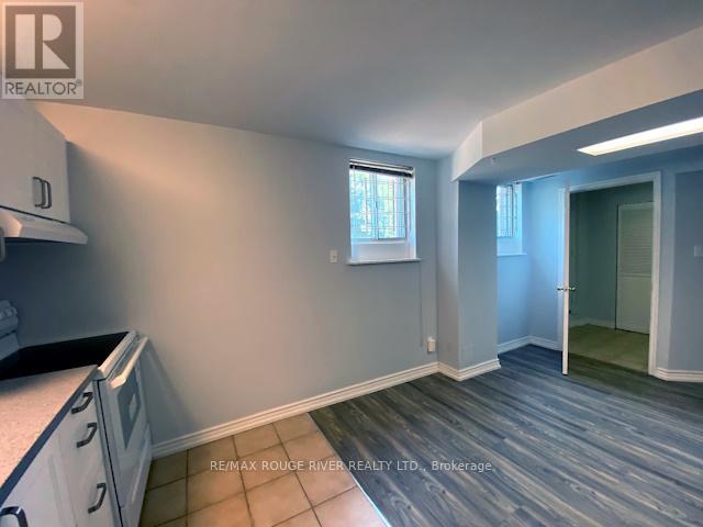 Detached at 1 ROMAC DRIVE, Toronto