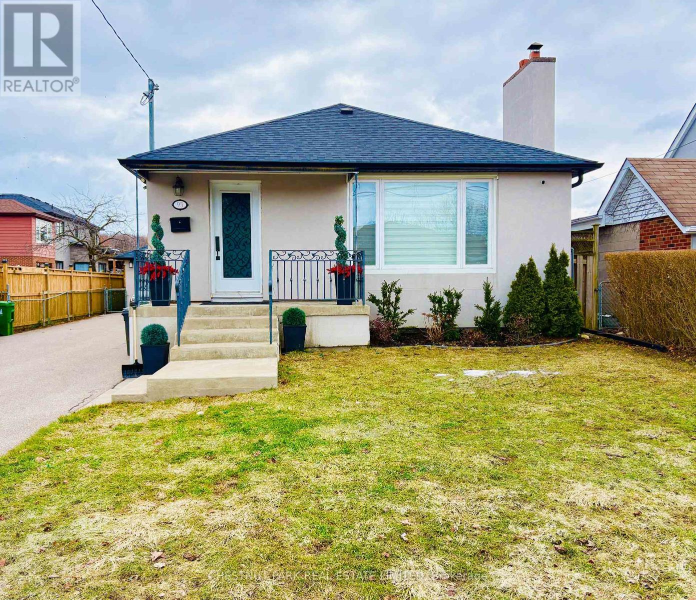 Detached at LOWER - 93 SURREY AVENUE, Toronto (Wexford-Maryvale)