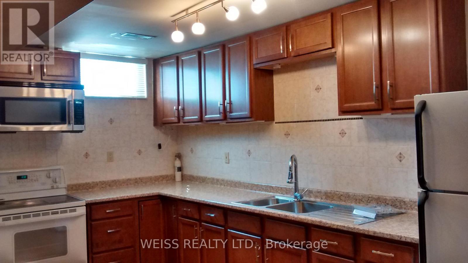 Detached at BSMT - 4063 ELLESMERE ROAD, Toronto (Highland Creek)