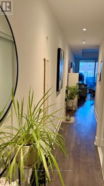 Apartment at 204 - 1888 QUEEN STREET E, Toronto (The Beaches)