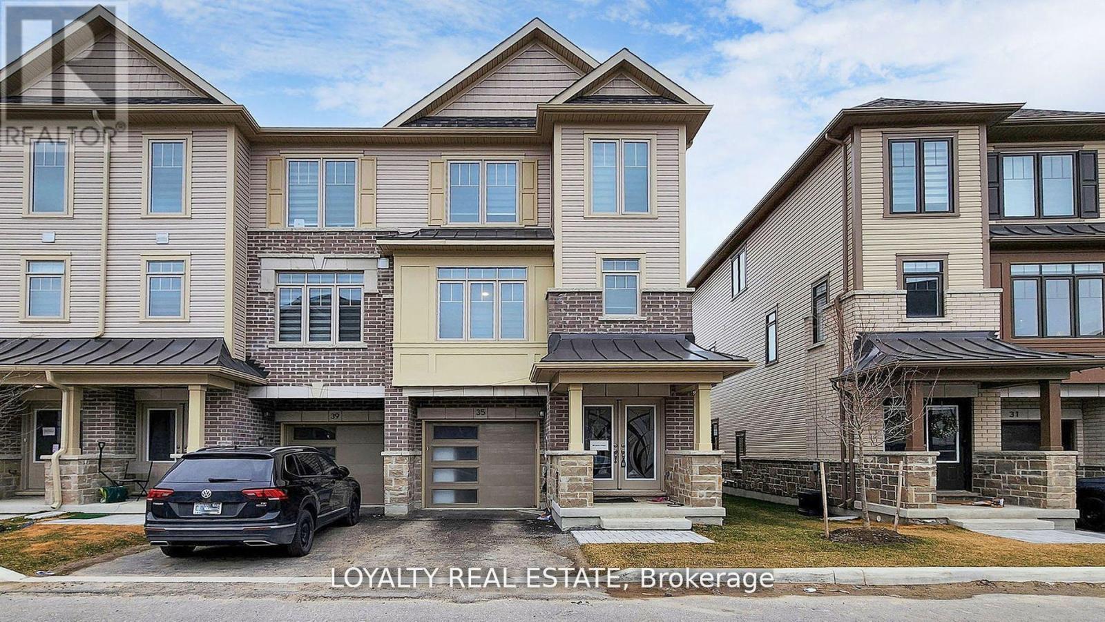 Townhouse at 35 BAVIN STREET, Clarington (Bowmanville)