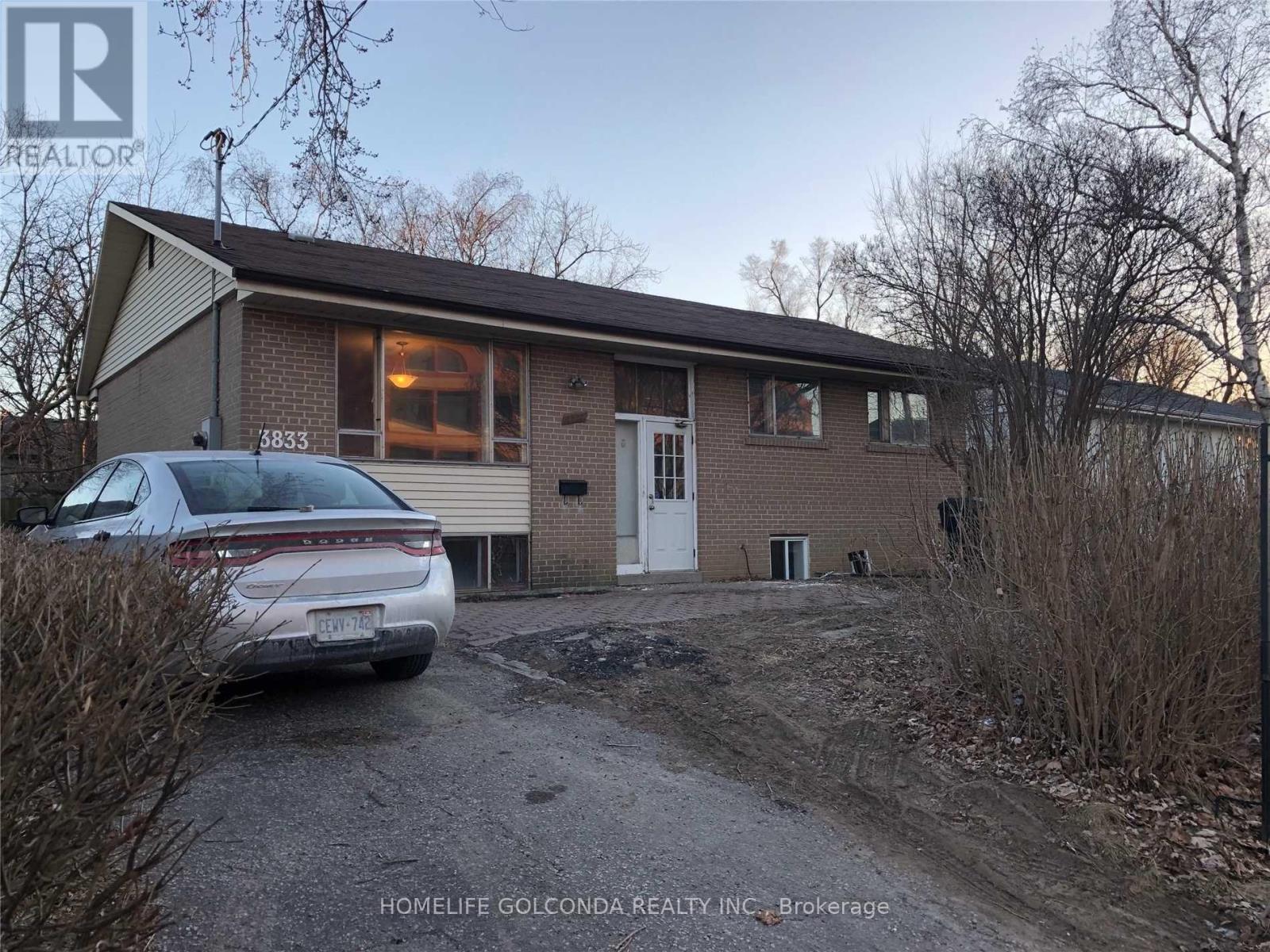 Detached at 3833 FINCH AVENUE E, Toronto (L'Amoreaux)