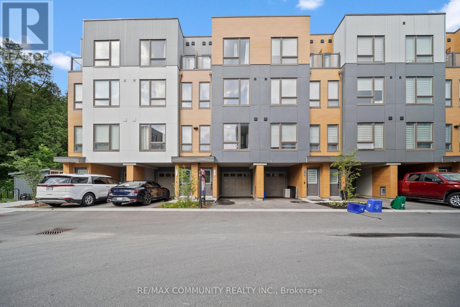 Townhouse at 1672 PLEASURE VALLEY PATH N, Oshawa (Samac)