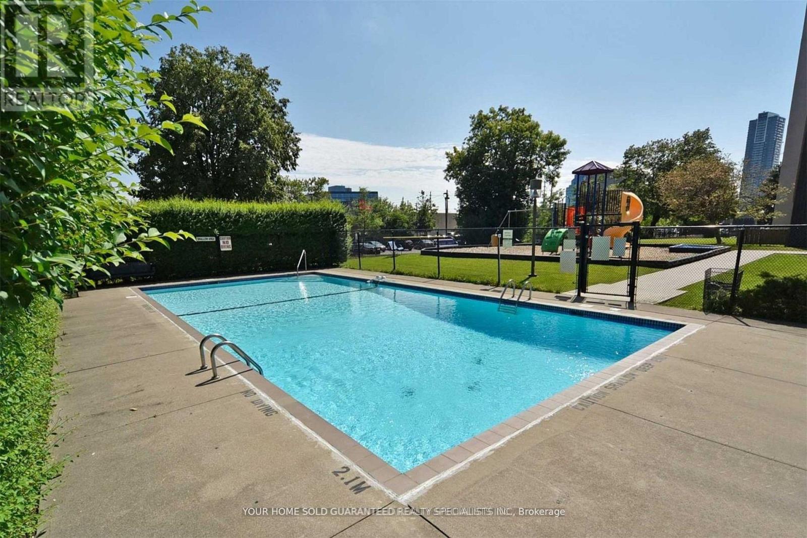 Apartment at 602 - 2721 VICTORIA PARK AVENUE, Toronto (L'Amoreaux)