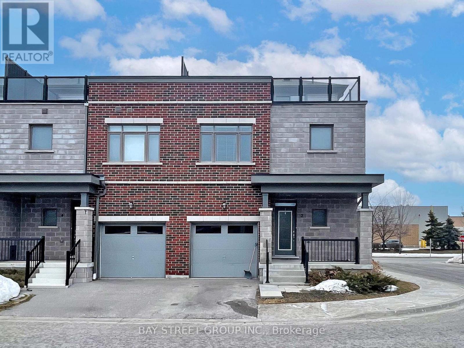 Townhouse at 2 LONGSHORE WAY, Whitby (Port Whitby)