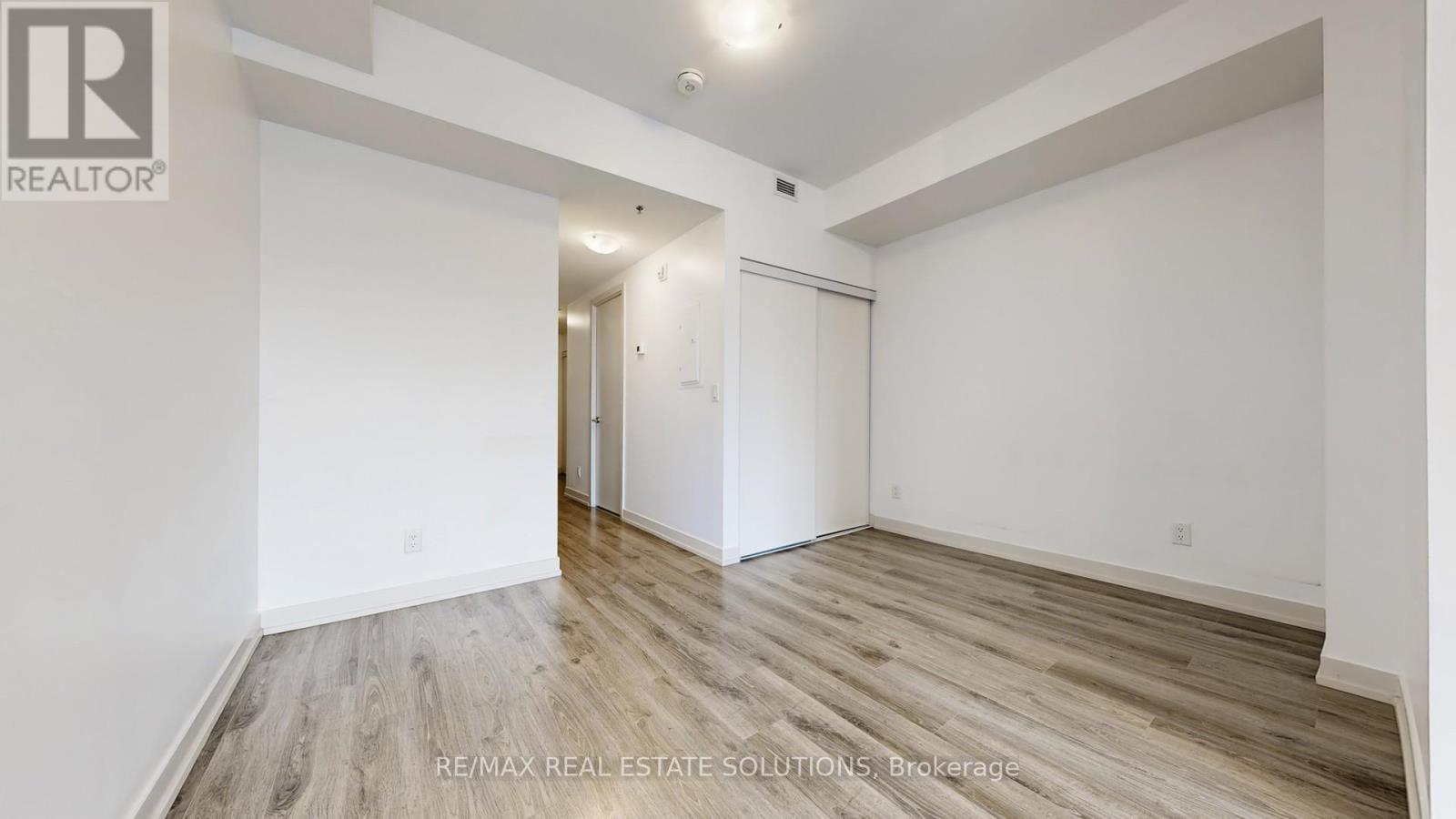 Apartment at 407 - 90 GLEN EVEREST ROAD, Toronto
