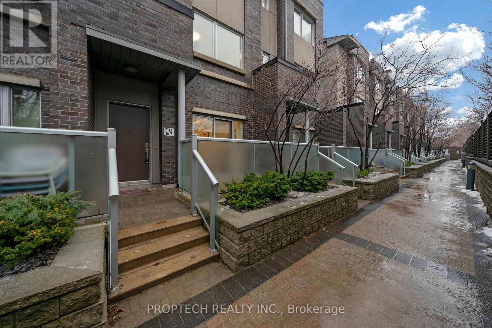 Townhouse at 67 - 295 VILLAGE GREEN SQUARE, Toronto (Agincourt South-Malvern West)