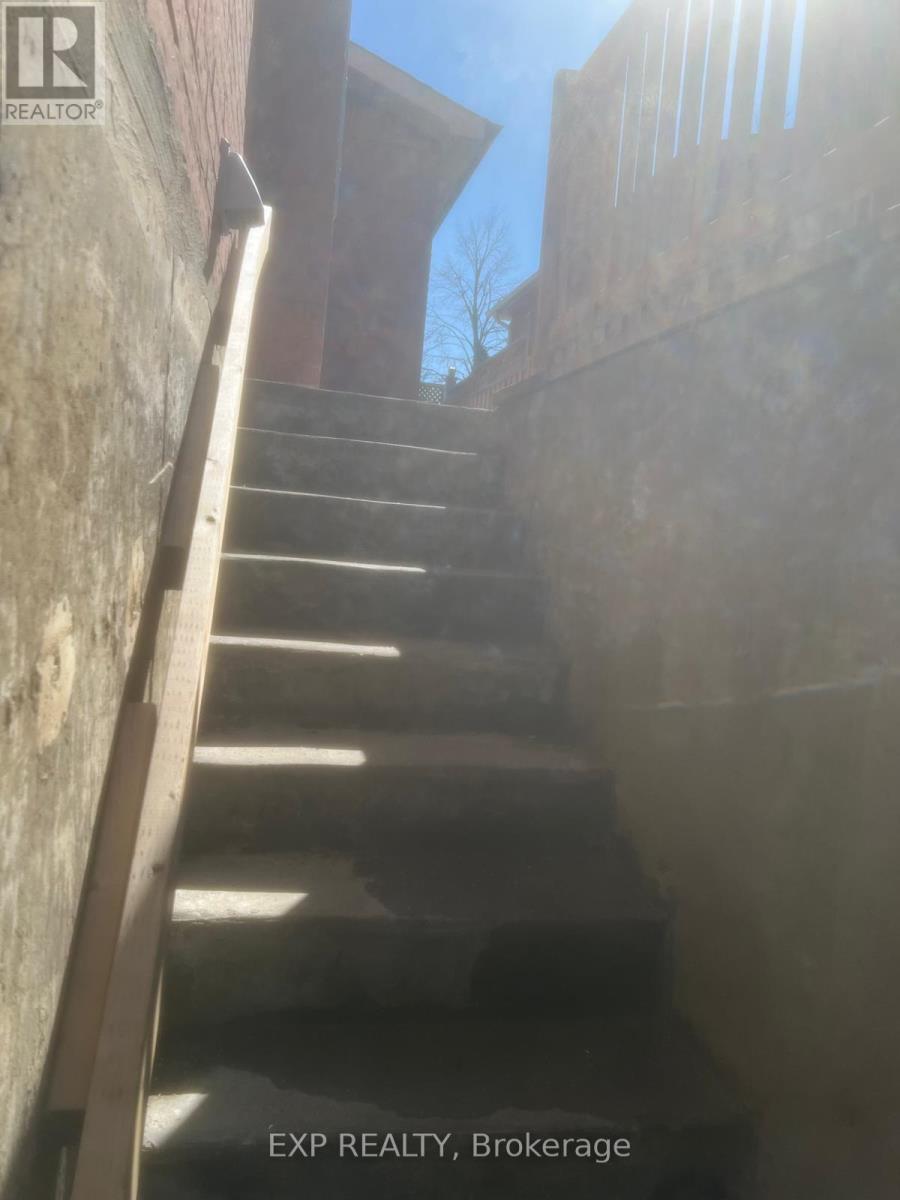Detached at LOWER - 14 GRIFFITHS DRIVE, Ajax (Central West)
