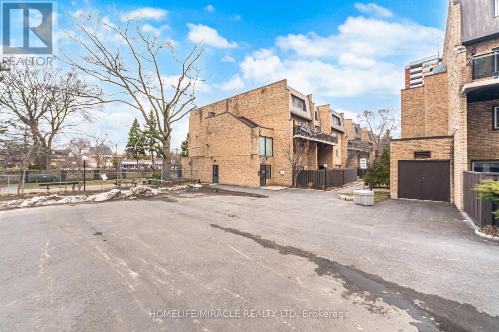 Townhouse at 103 - 140 LING ROAD, Toronto (West Hill)
