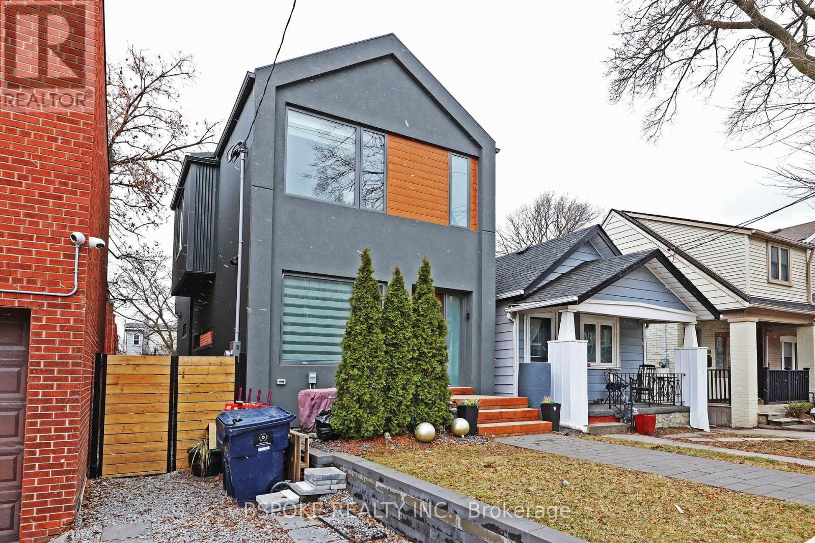 Detached at 707 MORTIMER AVENUE, Toronto (Danforth Village-East York)