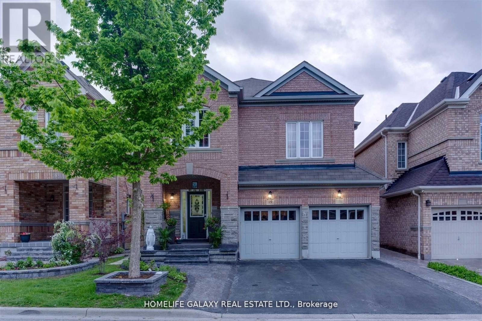Detached at BSMNT - 19 WARBURTON DRIVE, Ajax (Northeast Ajax)