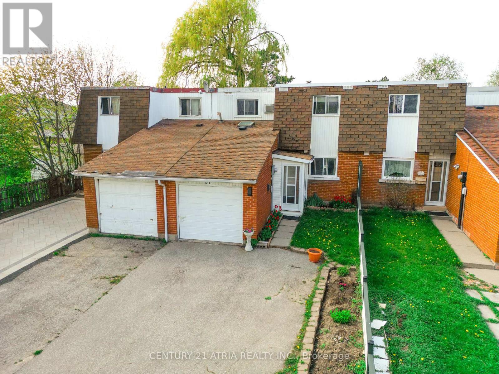 Townhouse at 61 WIGGENS COURT, Toronto (Malvern)