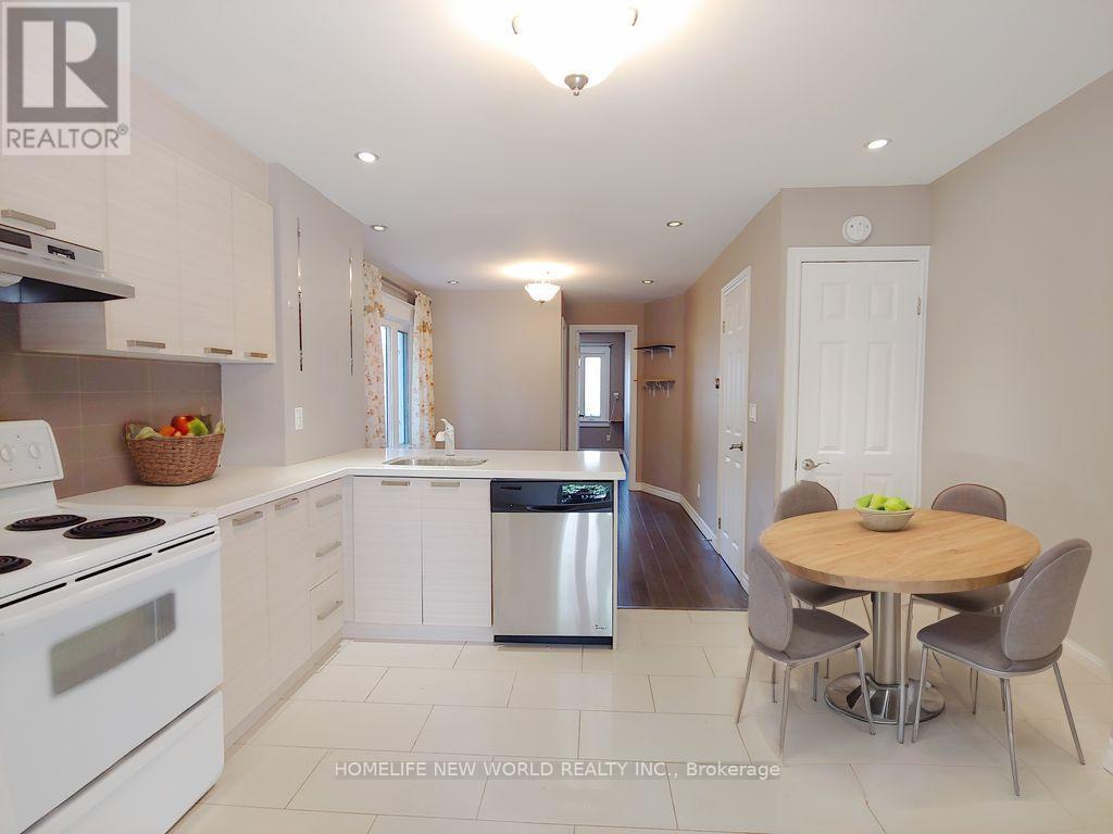Semi-Detached/Link at MAIN - 35 EAST LYNN AVENUE, Toronto (Woodbine Corridor)