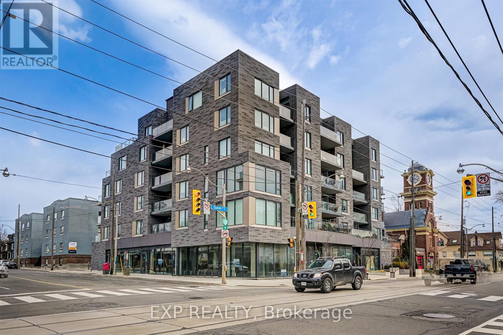Apartment at 403 - 1888 QUEEN STREET E, Toronto (The Beaches)