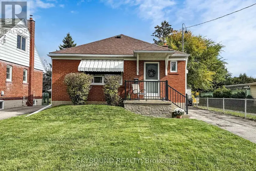Detached at 139 TOWER DRIVE, Toronto