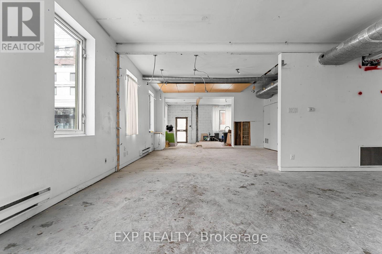 Other at 1558 QUEEN STREET E, Toronto (Greenwood-Coxwell)