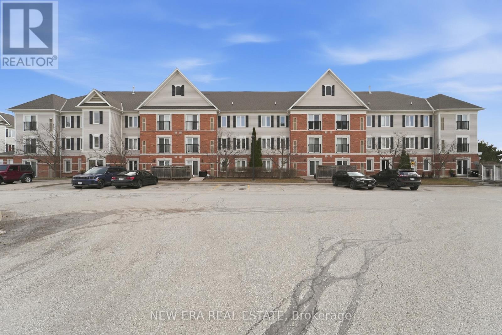 Apartment at 109 - 106 ASPEN SPRINGS DRIVE, Clarington (Bowmanville)