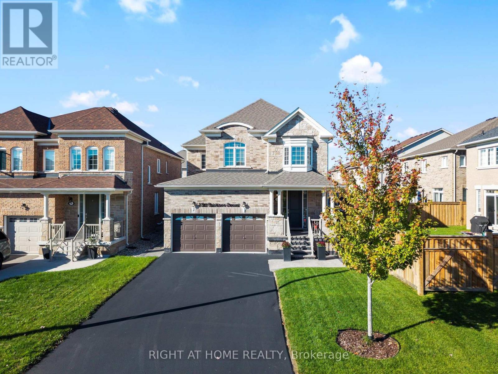 Detached at 4 BILL HUTCHINSON CRESCENT, Clarington (Bowmanville)