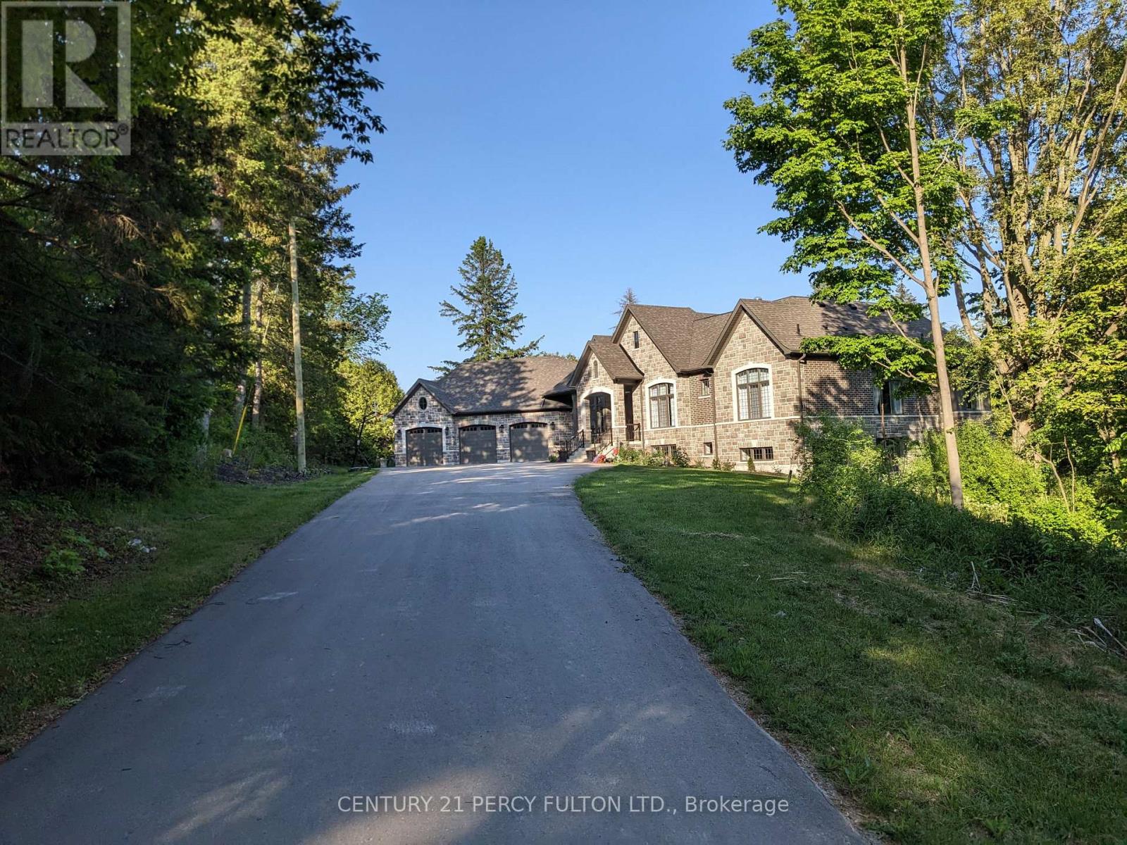 Detached at 3905 SIDELINE 14, Pickering