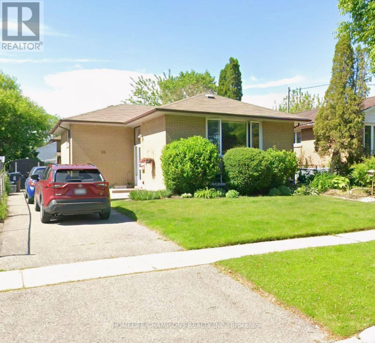 Detached at 10 CUNARD STREET, Toronto (Eglinton East)