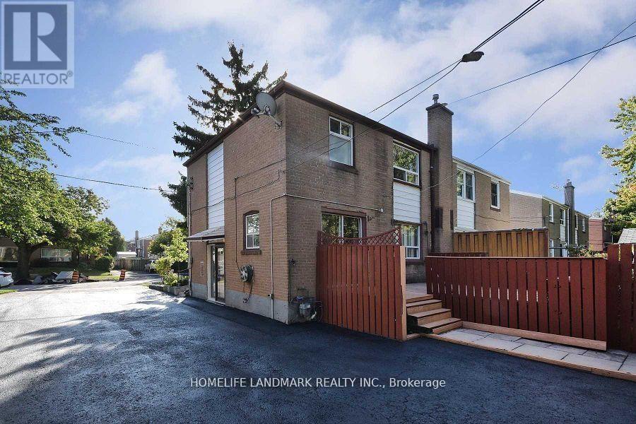 Semi-Detached/Link at 158 WOODFERN DRIVE, Toronto (Ionview)