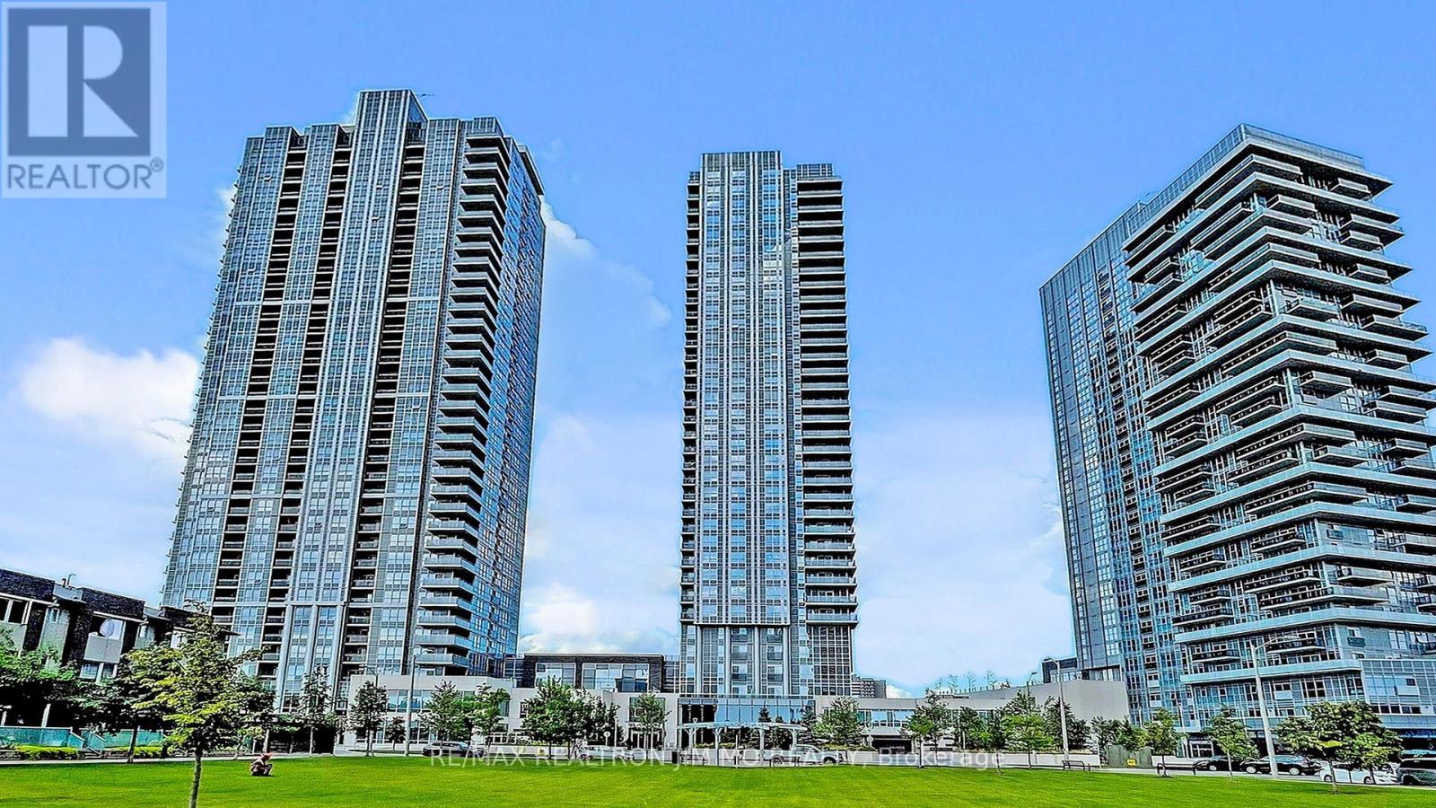 Apartment at 808 - 255 VILLAGE GREEN SQUARE, Toronto (Agincourt South-Malvern West)