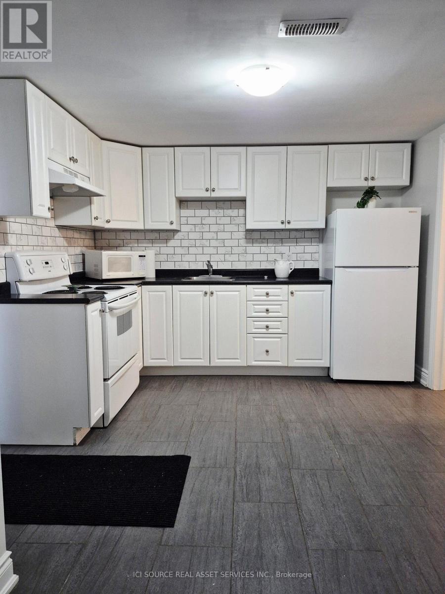 Detached at BASEMENT - 111 HAILEYBURY DRIVE, Toronto (Bendale)