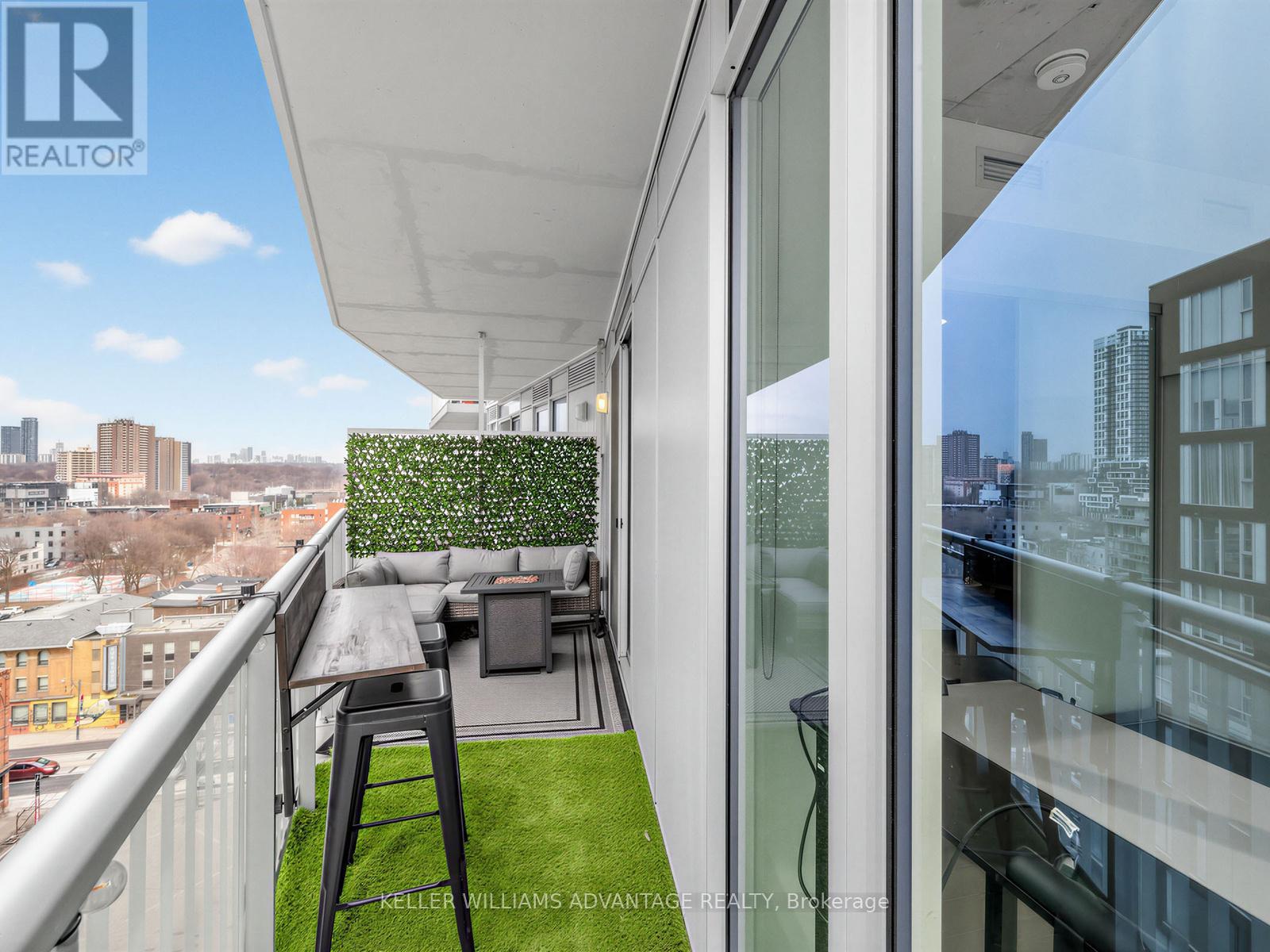 Apartment at 1002 - 45 BASEBALL PLACE, Toronto
