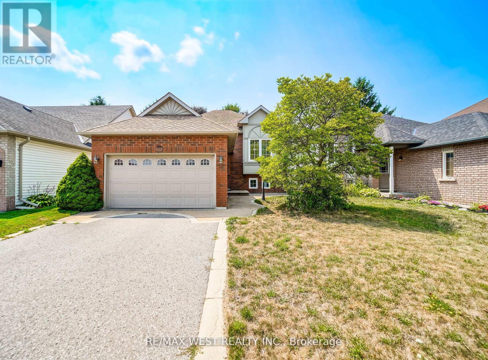Detached at 1976 EDENWOOD DRIVE, Oshawa (Samac)