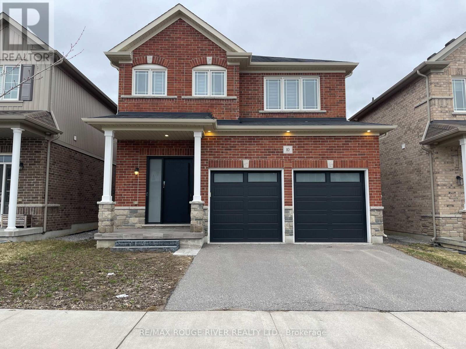 Detached at 10 MOSES CRESCENT, Clarington (Bowmanville)